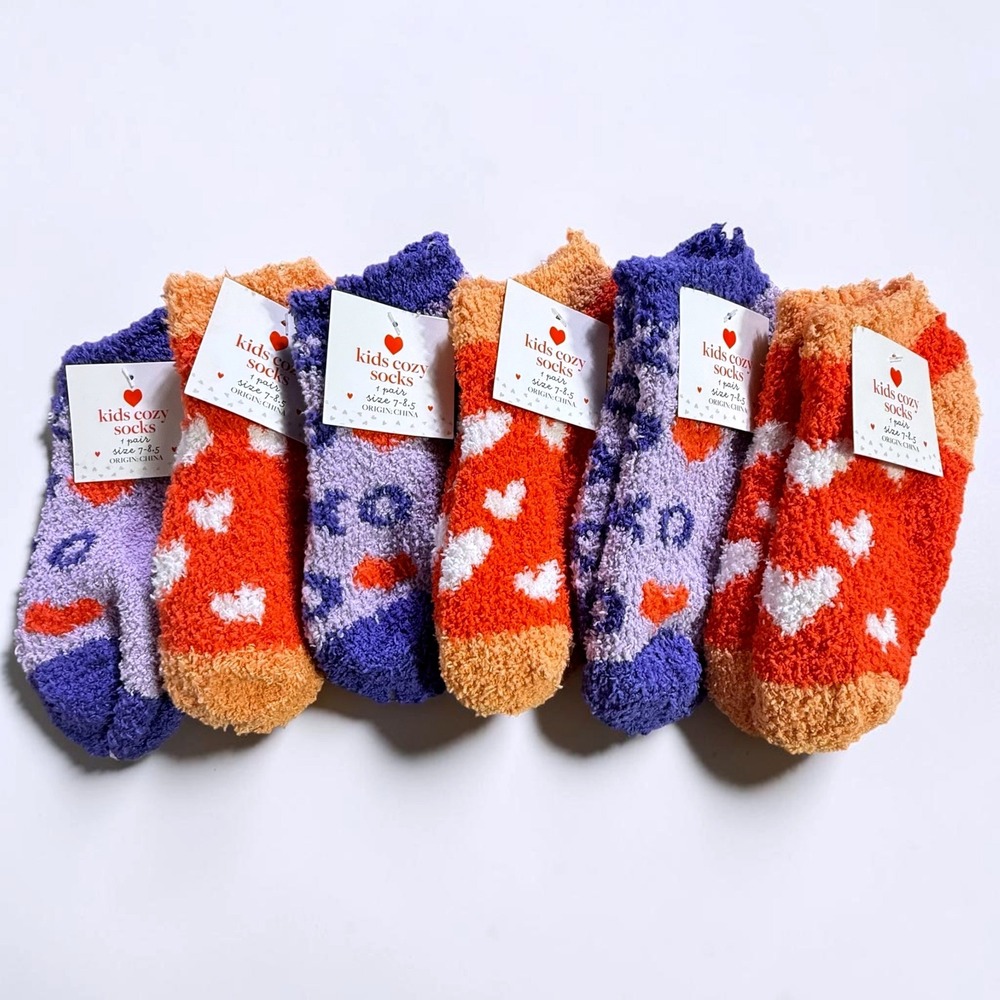 Kids Cozy Fuzzy Socks 6 Pair Bundle Hearts XO Purple Orange Red Size 7-8.5 NEW